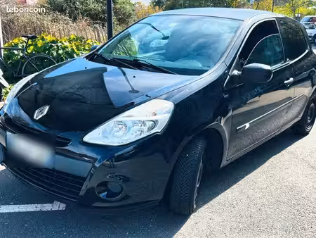 Renault Clio 1.2 75