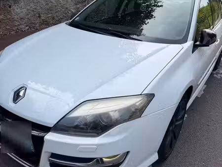 Renault Laguna GT 2.0 dCi 175