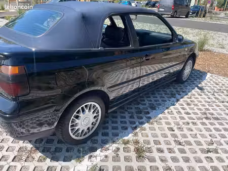 Volkswagen Golf 1.6 100