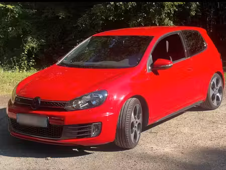 Volkswagen Golf GTI 2.0 TSI 210