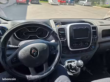 Renault Trafic dCi 120
