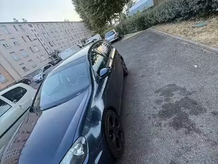 Volkswagen Golf GTD 2.0 TDI 110