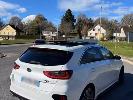 Kia Ceed GT 1.6 T GDi 204