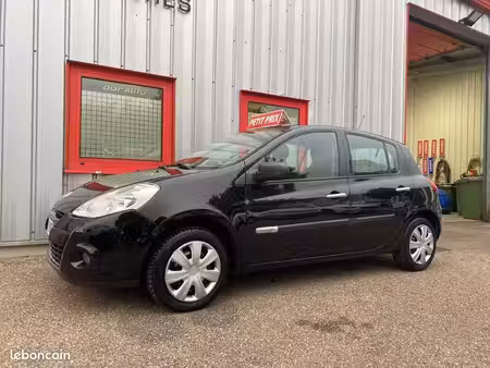 Renault Clio 1.2 75