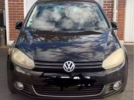 Volkswagen Golf 2.0 TDI 140