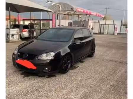 Volkswagen Golf GTI 2.0 200