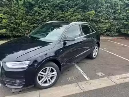 Audi Q3 2.0 TDI 140 S line