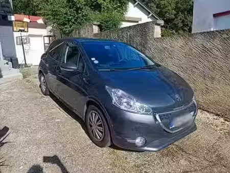Peugeot 208 1.2 PureTech 82 Style