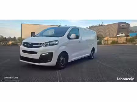 Opel Vivaro 2.0 HDi 180