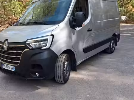 Renault Master 2.3 dCi 180