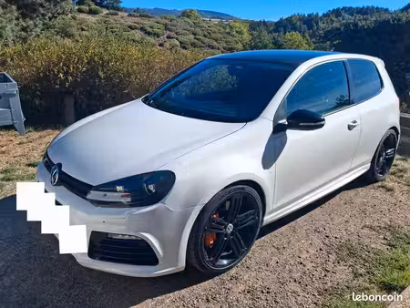Volkswagen Golf R 2.0 TSI 270 4Motion