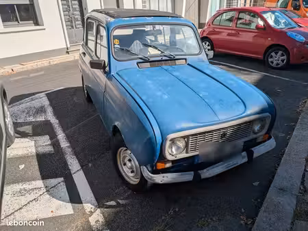 Renault R4 4L