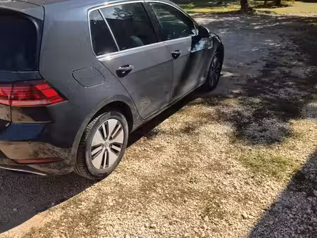 Volkswagen Golf 136