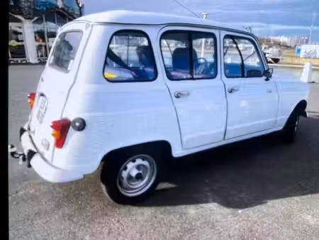 Renault R4 4L