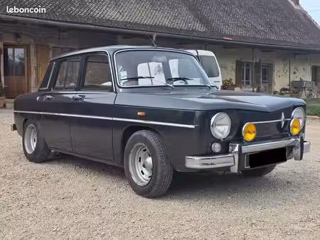 Renault R8