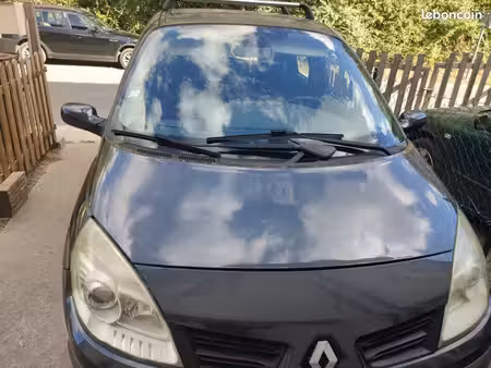Renault Scénic 1.5 dCi 105