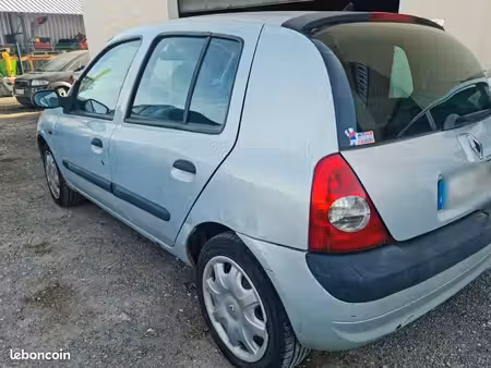 Renault Clio 1.6 110
