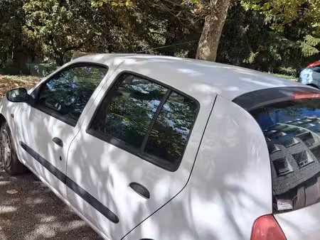 Renault Clio 1.9 D 65