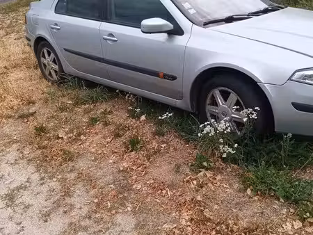 Renault Laguna 1.9 dCi 110