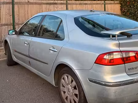 Renault Laguna 1.9 dCi 120