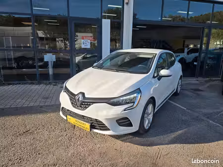 Renault Clio E-Tech 1.6 145 Zen