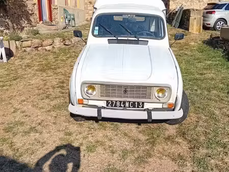 Renault R4 4L