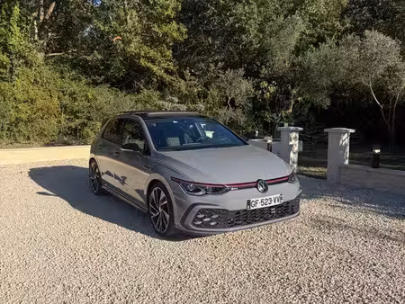 Volkswagen Golf GTI 2.0 245