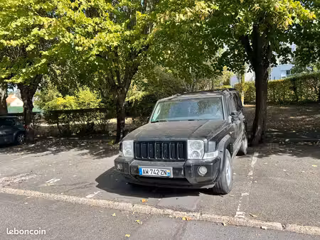 Jeep Commander V6 3.0 218 4x4