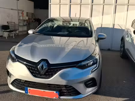 Renault Clio E-Tech 1.6 145 Business