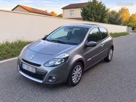 Renault Clio 1.2 TCe 100 Exception