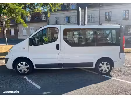 Renault Trafic 2.0 dCi 90