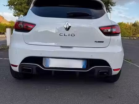 Renault Clio RS 1.6 T 200
