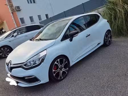Renault Clio RS Trophy 1.6 T 220