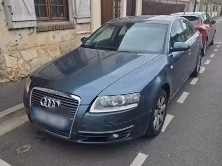 Audi A6 V6 2.4 177