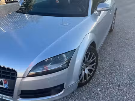 Audi TT 2.0 TFSI 200 S line