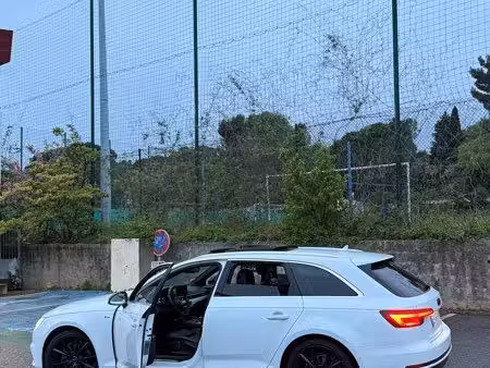 Audi A4 2.0 TDI 150 S line