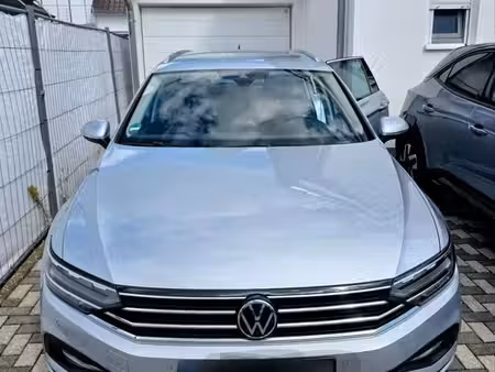 Volkswagen Passat 1.5 TSI 150 Business Line