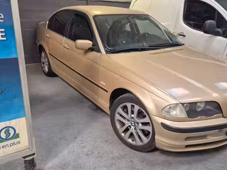 BMW Série 3 330d 3.0 183