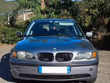 BMW Série 3 318i 2.0 143
