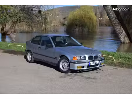 BMW Série 3 361i 1.6 102
