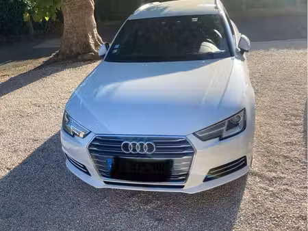 Audi A4 2.0 TDI 150 S line