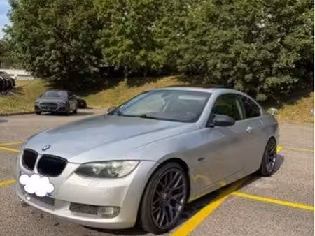 BMW Série 3 335d 3.0 286