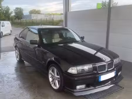 BMW Série 3 325i 2.5 192