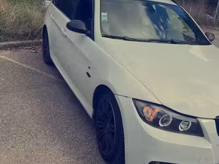 BMW Série 3 330d 3.0 231