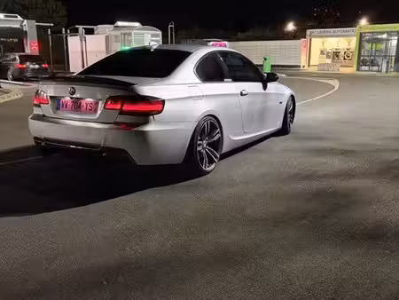 BMW Série 3 335d 3.0 286