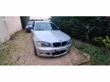 BMW Série 1 130i 3.0 265