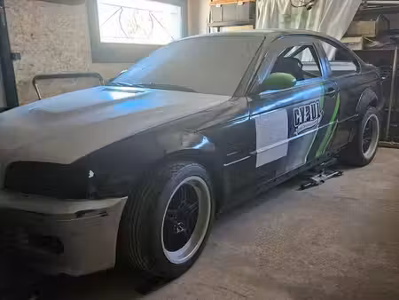 BMW Série 3 330i 3.0 231