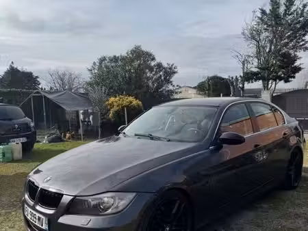 BMW Série 3 330d 3.0 231