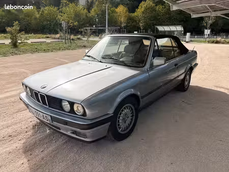 BMW Série 3 318i 2.0