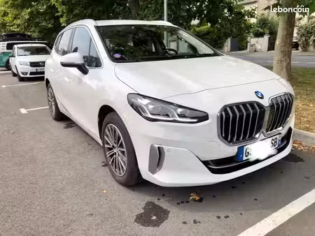 BMW Série 2 220i 1.5 170